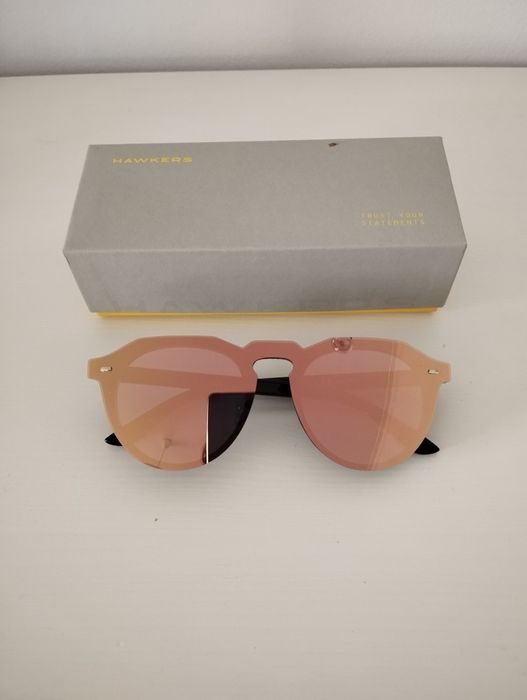 Óculos de sol com caixa Hawkers