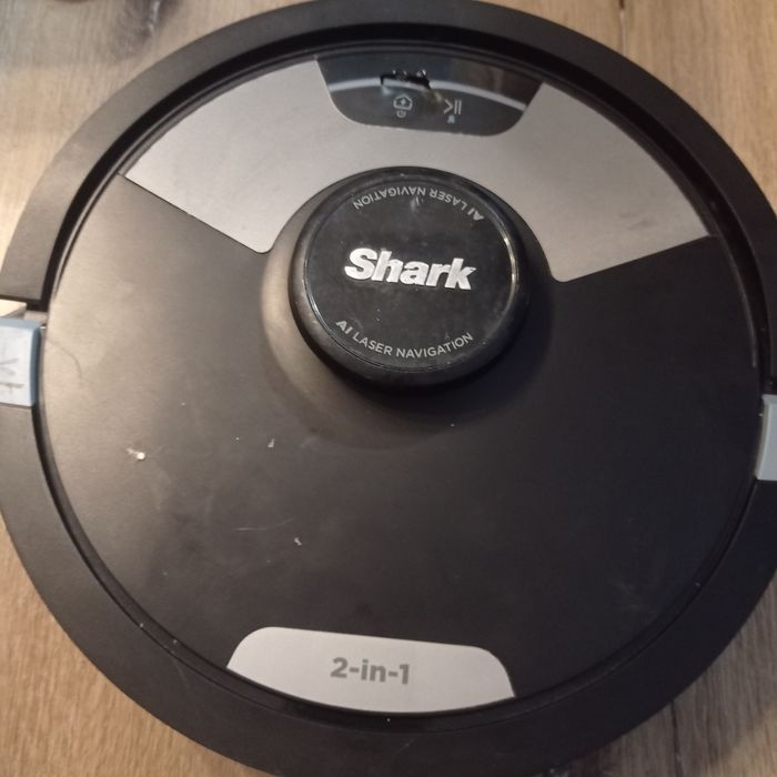 2xSHARK RV2600 LFEU 30, uszkodzony