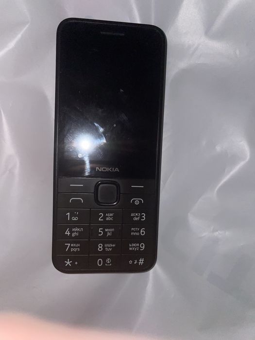 Мобільний телефон Nokia 215 4G 2024 Black НОВИЙ