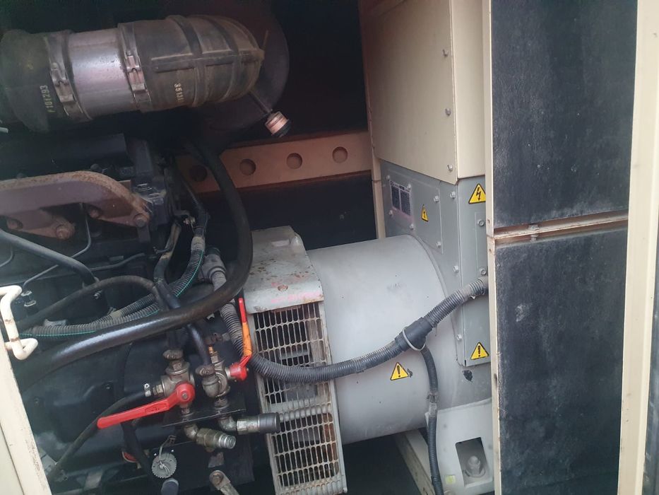 Uzywany agregat prądotwórczy  dossan 160 kva