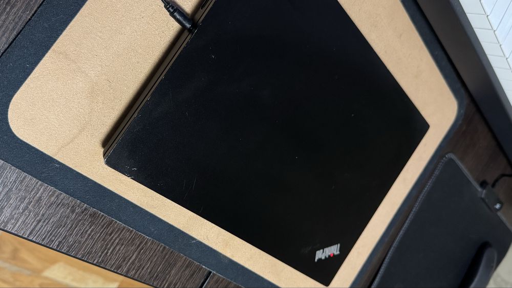Продам ноутбук lenovo thinkpad e14