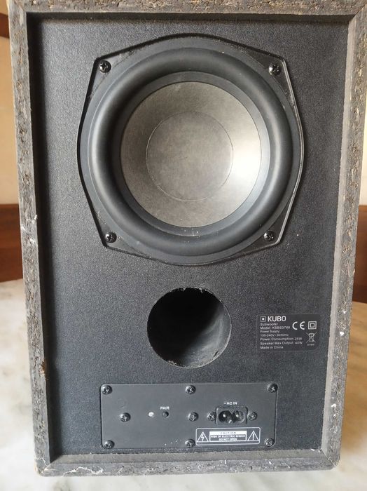Vendo Soundbar com Subwoofer 40W