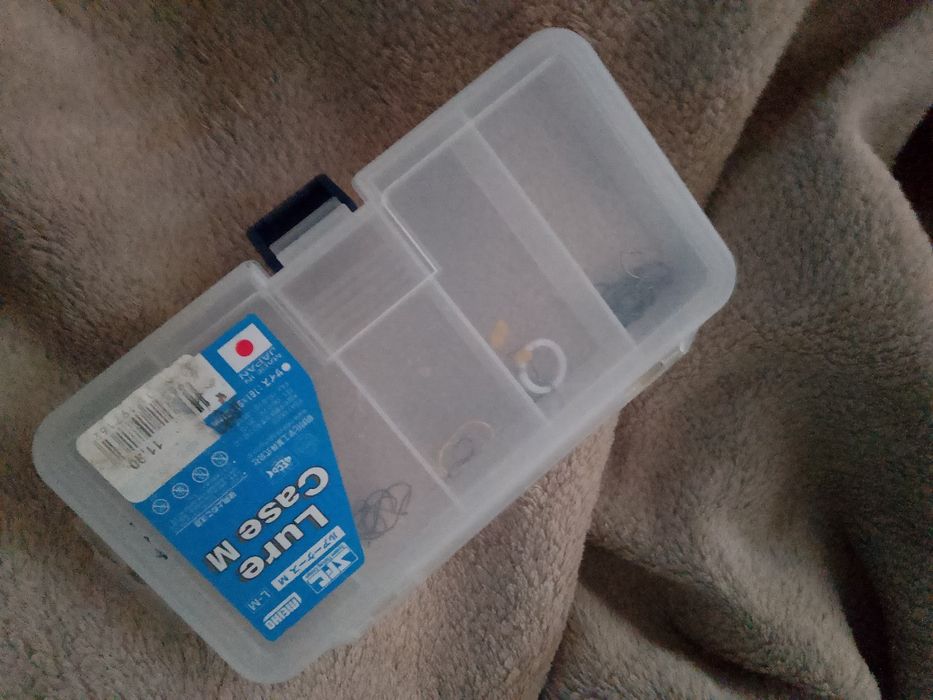 Oddam pojemniczek na koraliki, leki