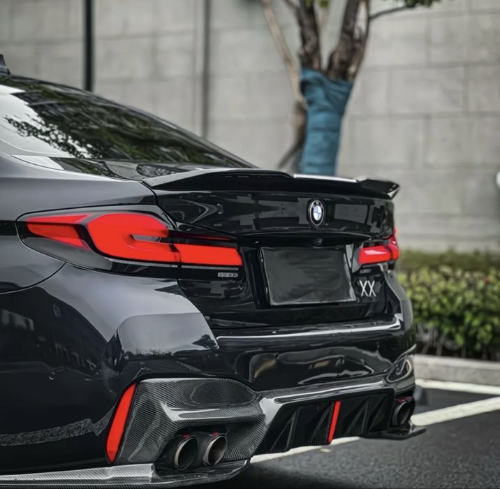 Спойлер BMW 5 G30 17-24 стиль M5 CS / ABS-пластик чорний глянець