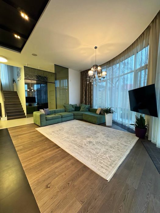 Продам розкішний будинок на Гагаріна