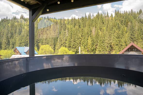 Відпочинок у Буковелі | Готель зі SPA, басейном та чаном