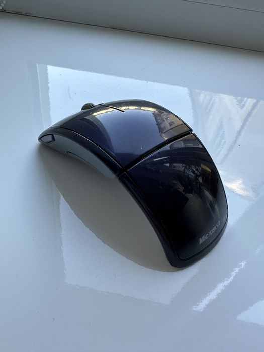 Бездротова мишка Microsoft Arc Mouse
