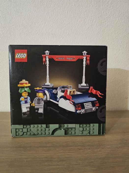 LEGO Icons Vintage Parade Car 40913 – Novo e Selado
