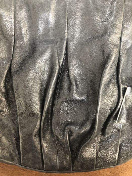 Furla torebka na ramię czarna skórzana