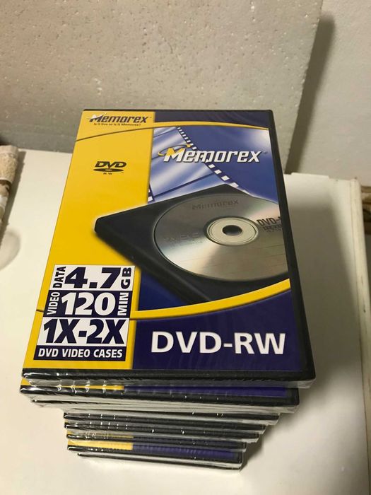 16 Dvd Memorex...