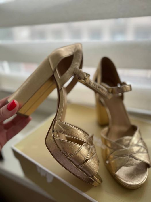 Босоножки Michael Kors