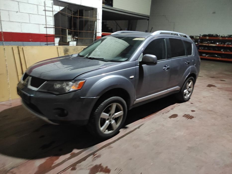 Chapeleira Da Mala Mitsubishi Outlander