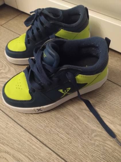 Buty z rolkami rozmiar 31