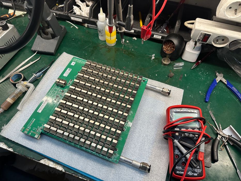 Serwis koparek kryptowalut ASIC / GPU mining krypto naprawa hasboard