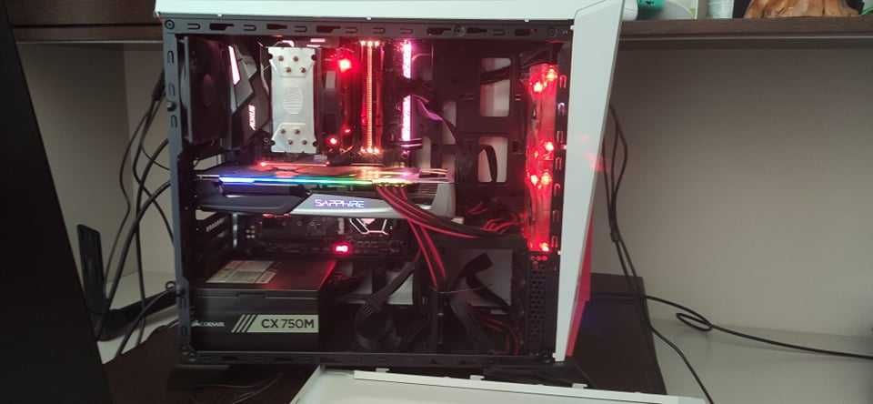 Computador Gaming Intel 8600k+ Sapphire 5700xt Nitro+