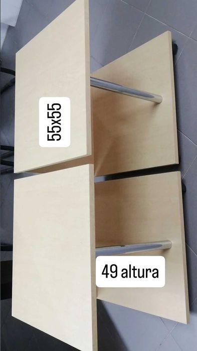 2 mesas com múltiplas utilidades