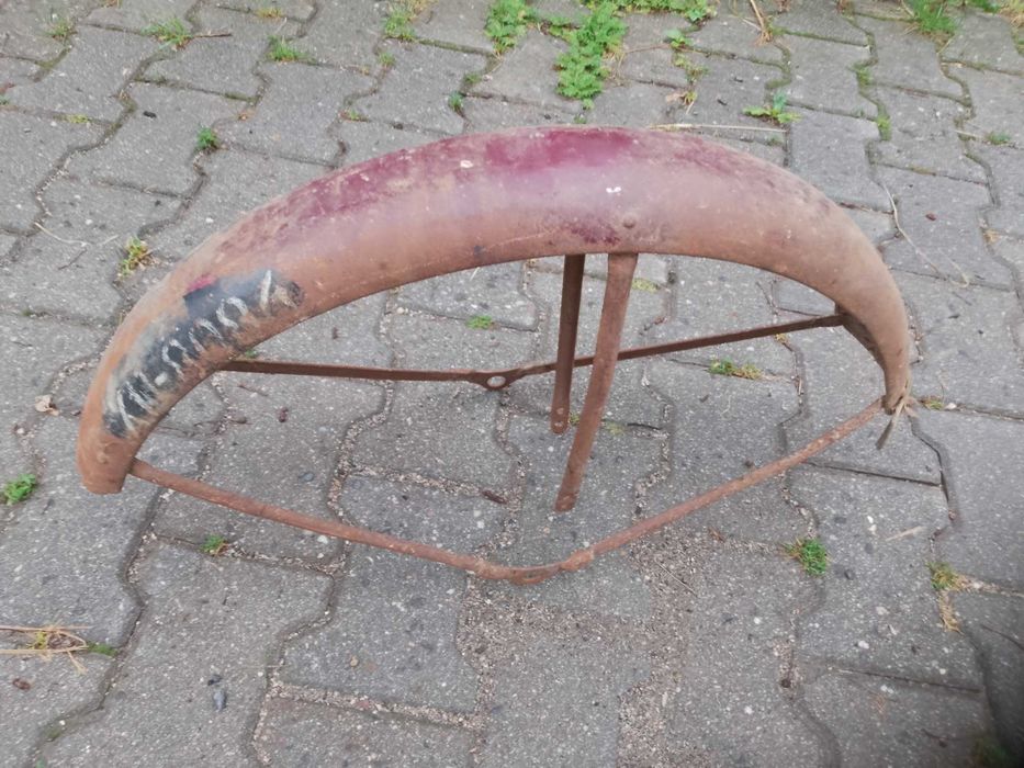 Przednia osłona z uchwytem