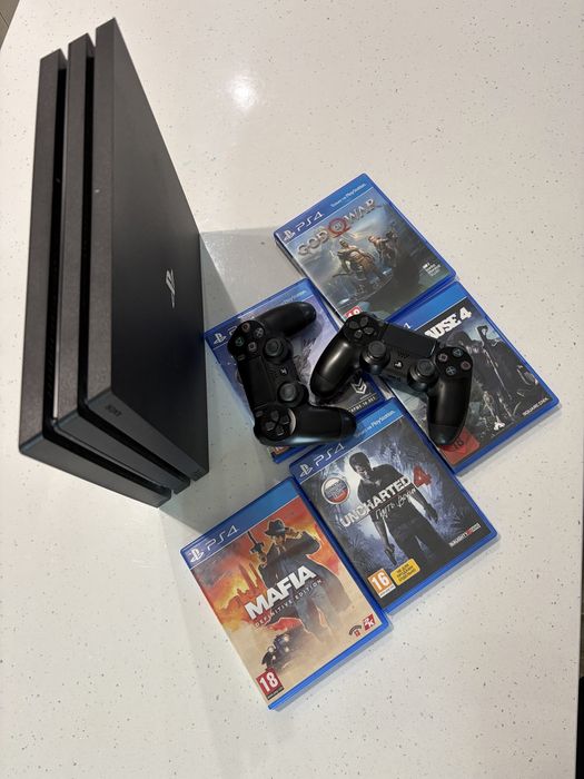Sony Ps 4 pro +2 джостика