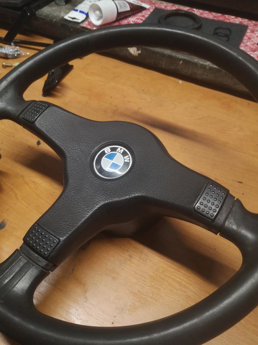Kierownica  bmw mtech 1 e30 e34 e28