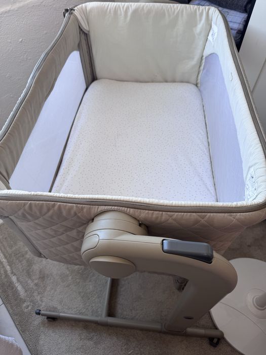 Berço Portátil / Co-sleep Chicco (Beige/Neutro) em Excelente Estado