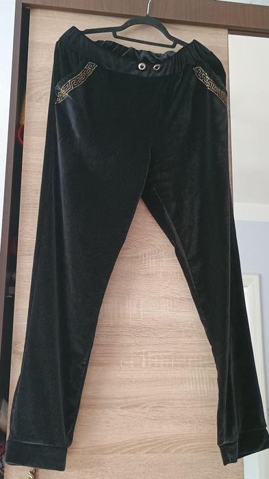 Welurowe damskie spodnie 44