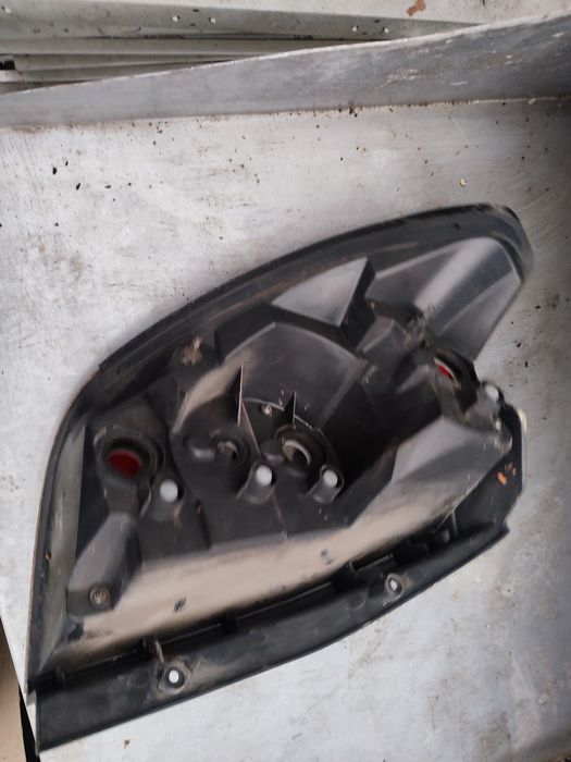 Captiva lampa tył prawa