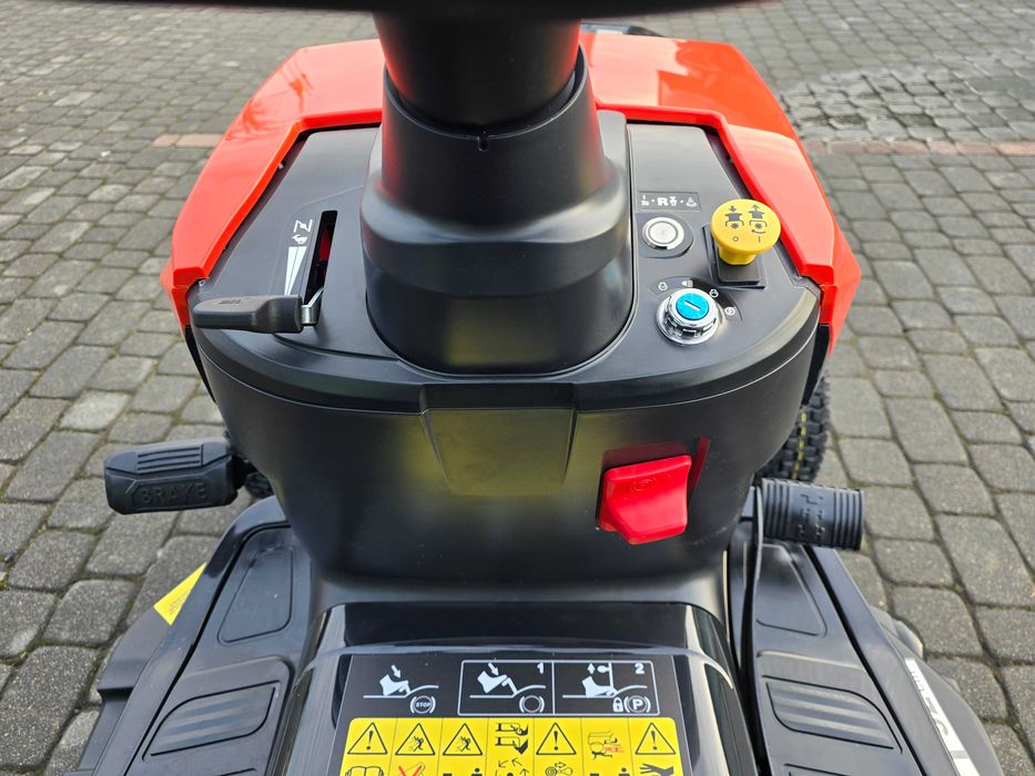 Traktorek ogrodowy 19KM OleoMac 92cm 2cylindry + agregat PZU35 GRATIS