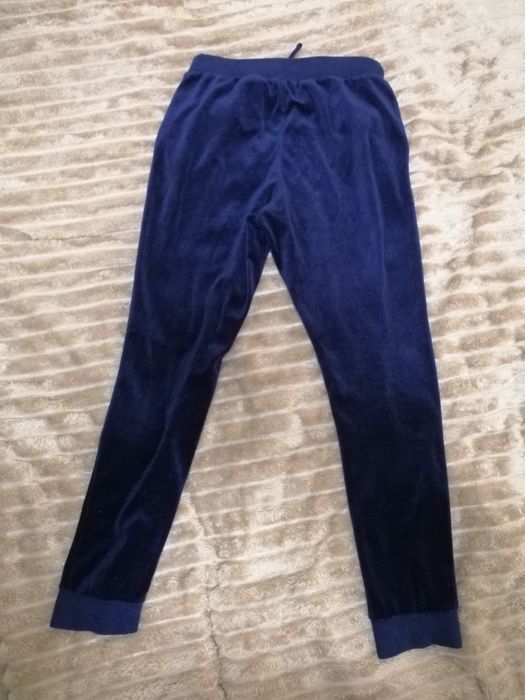 Костюм спортивний на дівчинку140-146