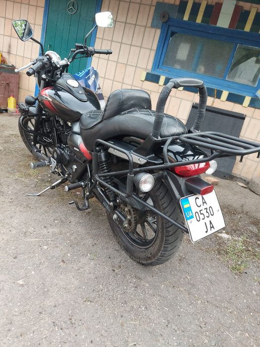 Bajaj Avenger 220