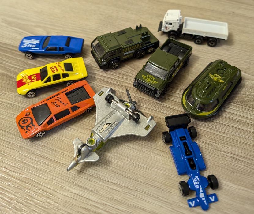 Машинки Darda Motor, Hot Wheels, Matchbox, Технопарк