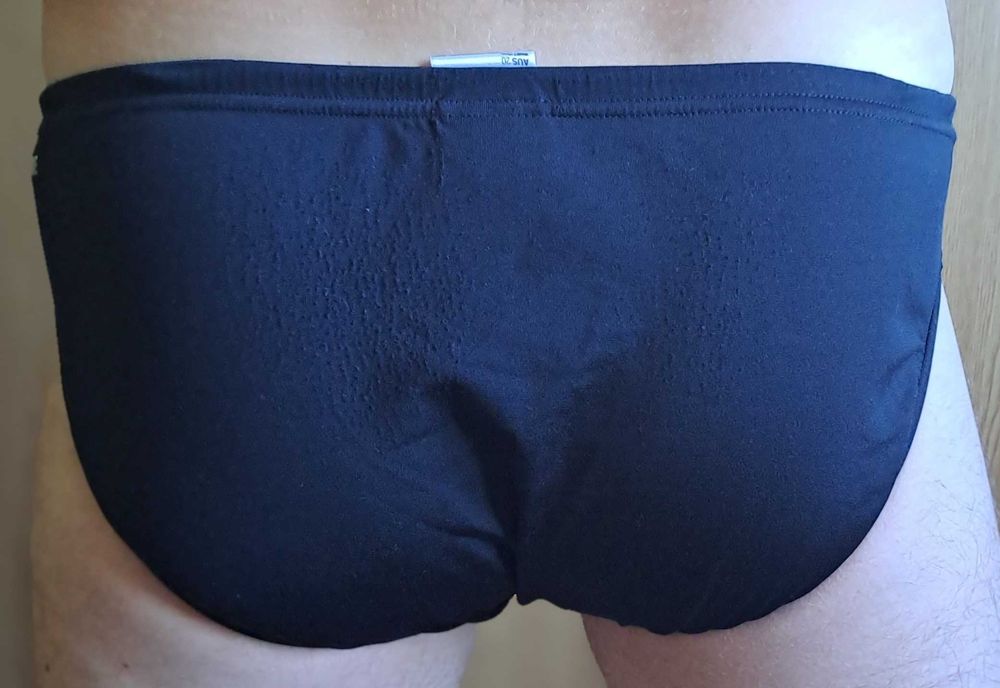 Kąpielówki  Speedo M/L używane