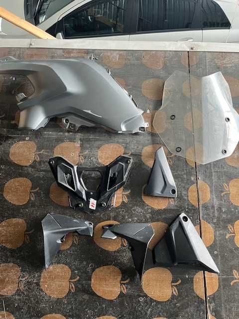 Пластик обвіс на мото BMW-R-1200GS