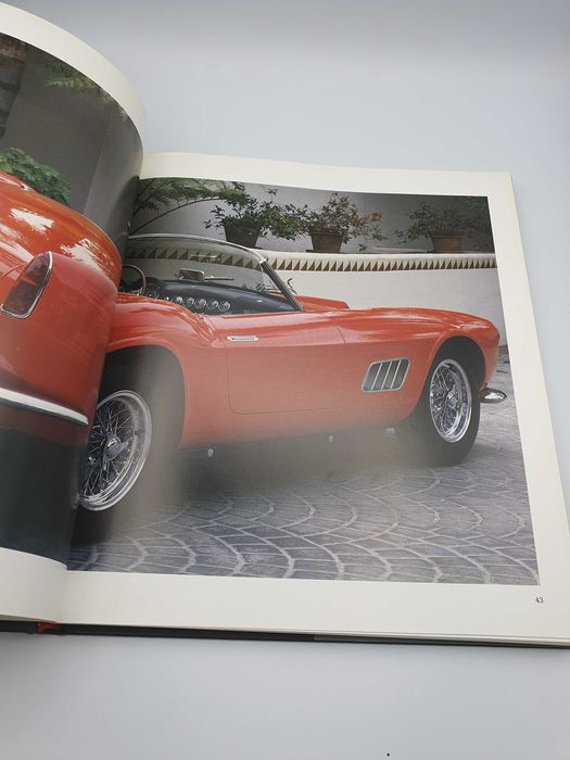 Ferrari Spider California by Stanley Nowak