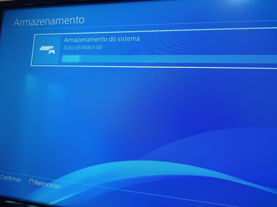 PS4 Slim 500GB + 2 Comandos + 4 Jogos