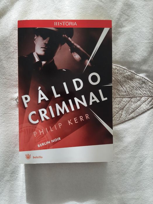 Livro Espanhol  " Pálido Criminal " de Philip Kerr
