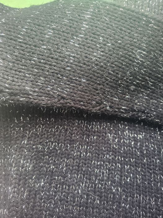 Sweter damski czarny