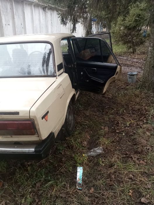 Продам машину ваз 2107