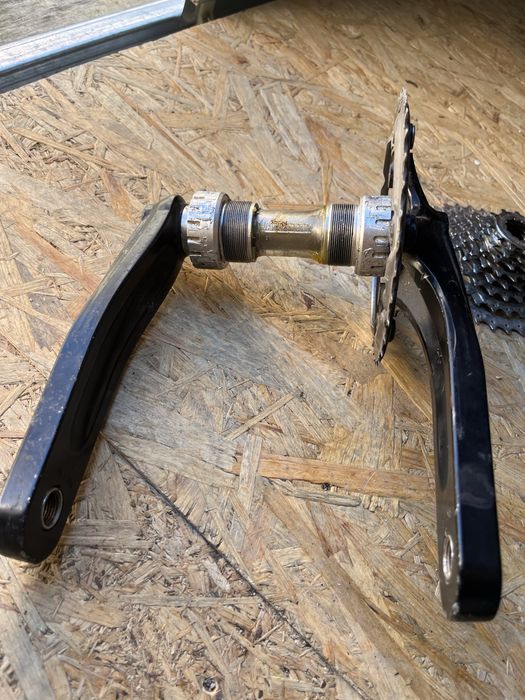 Pedaleira truvativ completa e cassete