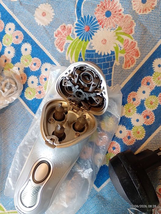 maquina barbear philishave nova+3 laminas novas ATENÇÃO LER O ANUNCIO