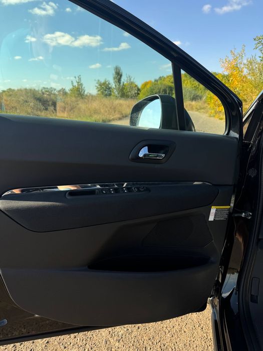 PEUGEOT 3008 2015 VIN VF30U9HD8FS021819 фото оголошення 14 з 15
