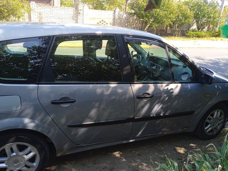 Продам авто Renault Grand Scenik Megan 2