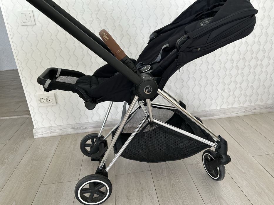 Cybex mios black