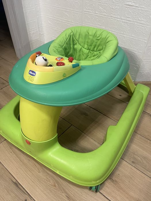 Ходунки дитячі chicco