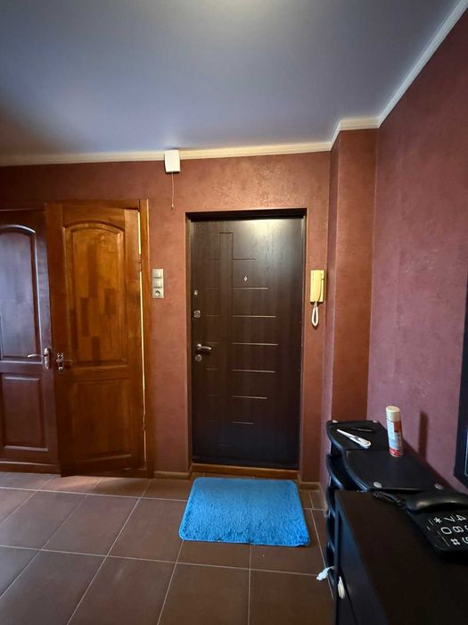 Продам 3-кімнатну квартиру на Салтівці