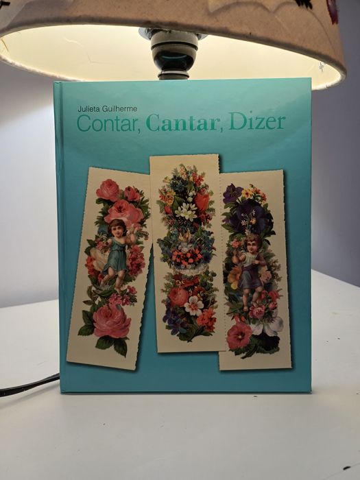 Livro infantil Contar, Cantar, Dizer, de Julieta Guilherme