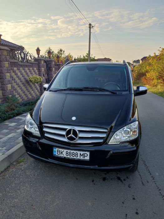 Мерседес Віано 4matic продам
