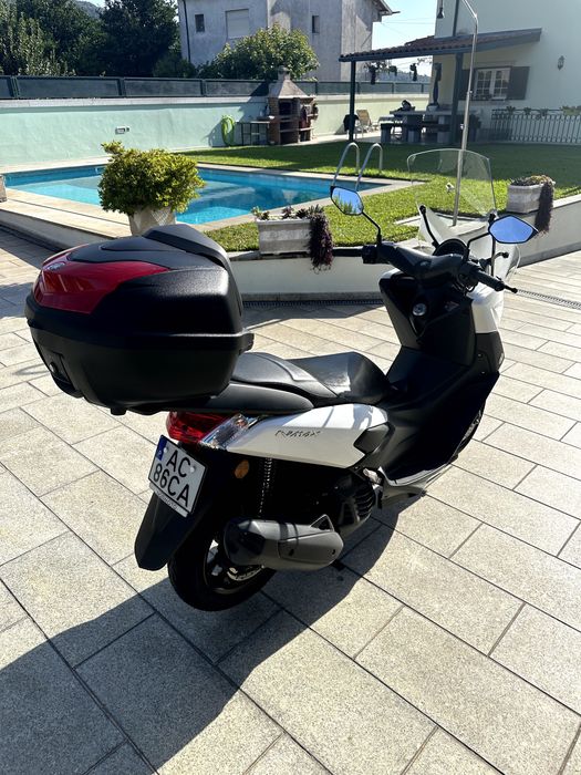 Yamaha NMAX 125 com Pack Urban