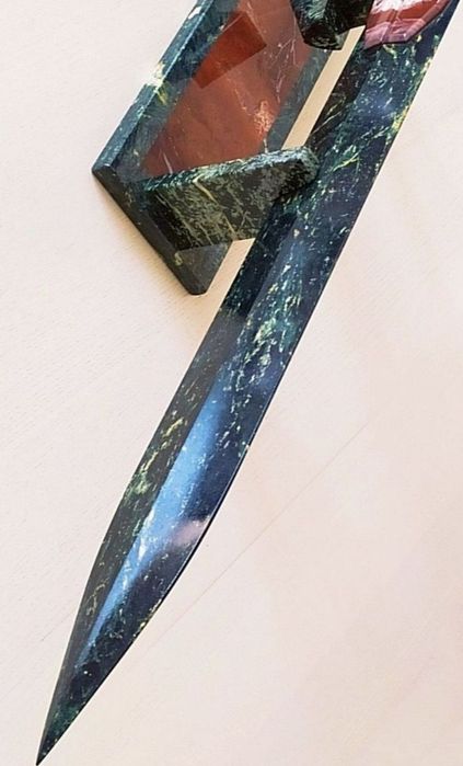 РЫЦАРСКИЙ МЕЧЬ из камня мечь кладенец самосек