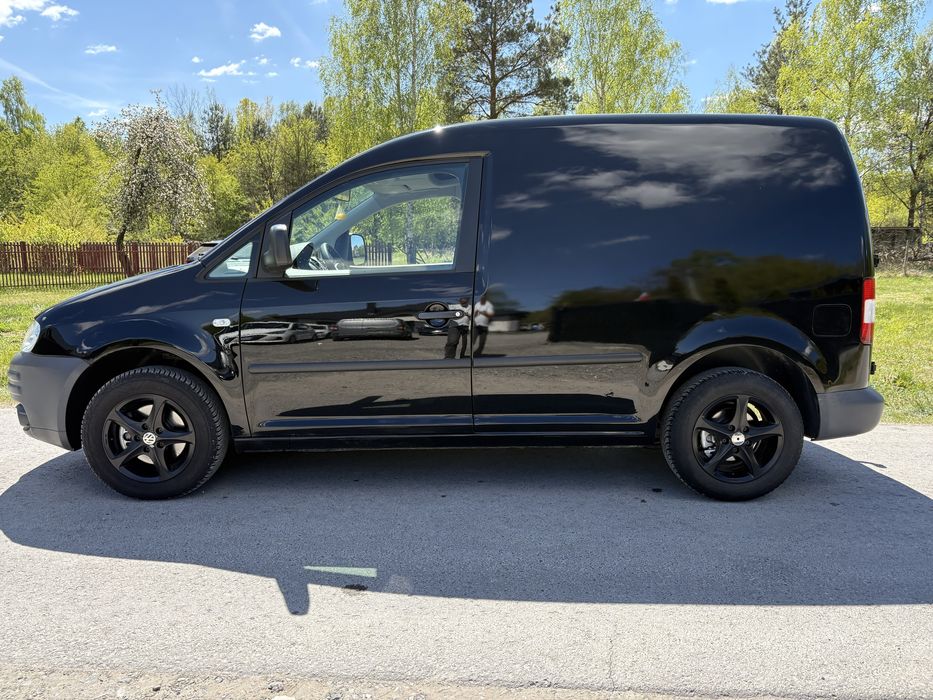 VW Caddy 1.9 105 km klimatyzacja
