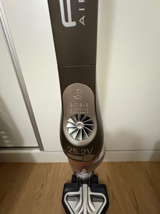 Aspirador Rowenta sem fios